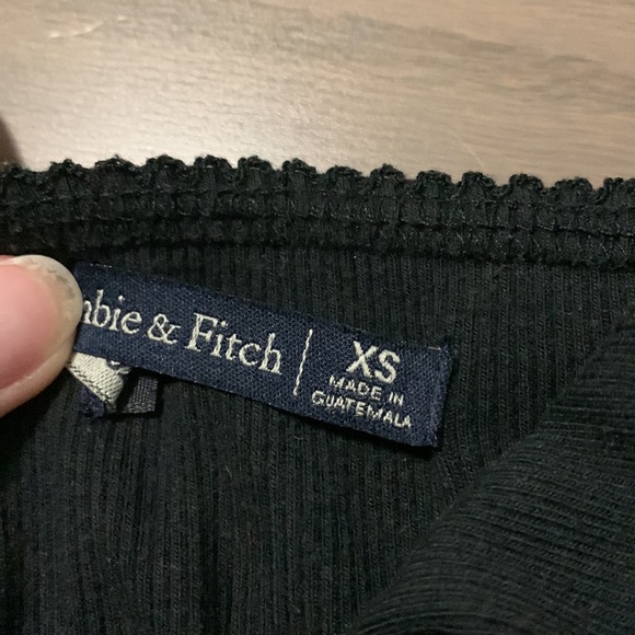 Abercrombie & Fitch Cropped Black Tank Top - Picture 4 of 4